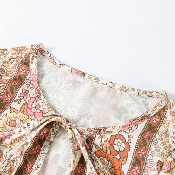 NWOT Floral Boho Women's Peasant Top Poet Blouse Neutral | Size M - Picture 7 of 9